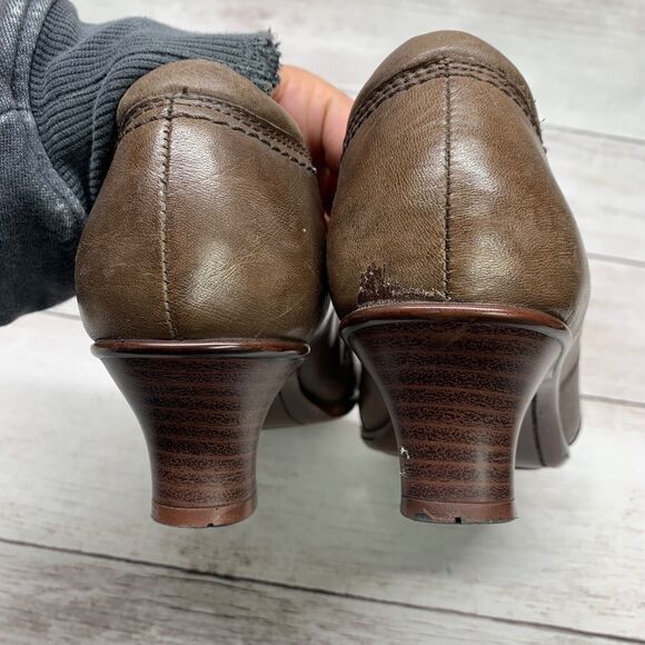 Earth Brown Pleated Leather Daytripper Bark Comfort Slip On Pumps Size 7.5B - Picture 6 of 14